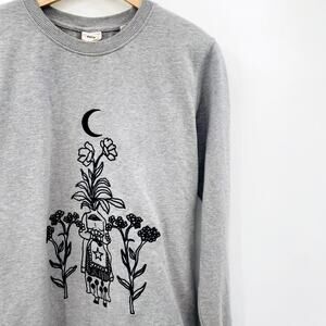 KOTN XS Gray embroidered Crew Neck Sweater